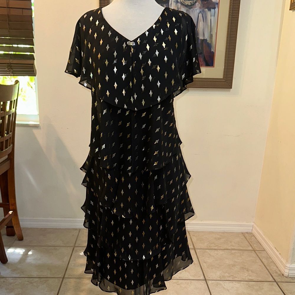SLNY Elegant Black Ruffled Tiered Dress w/Shimmer Gold/Silver Design Size 10
